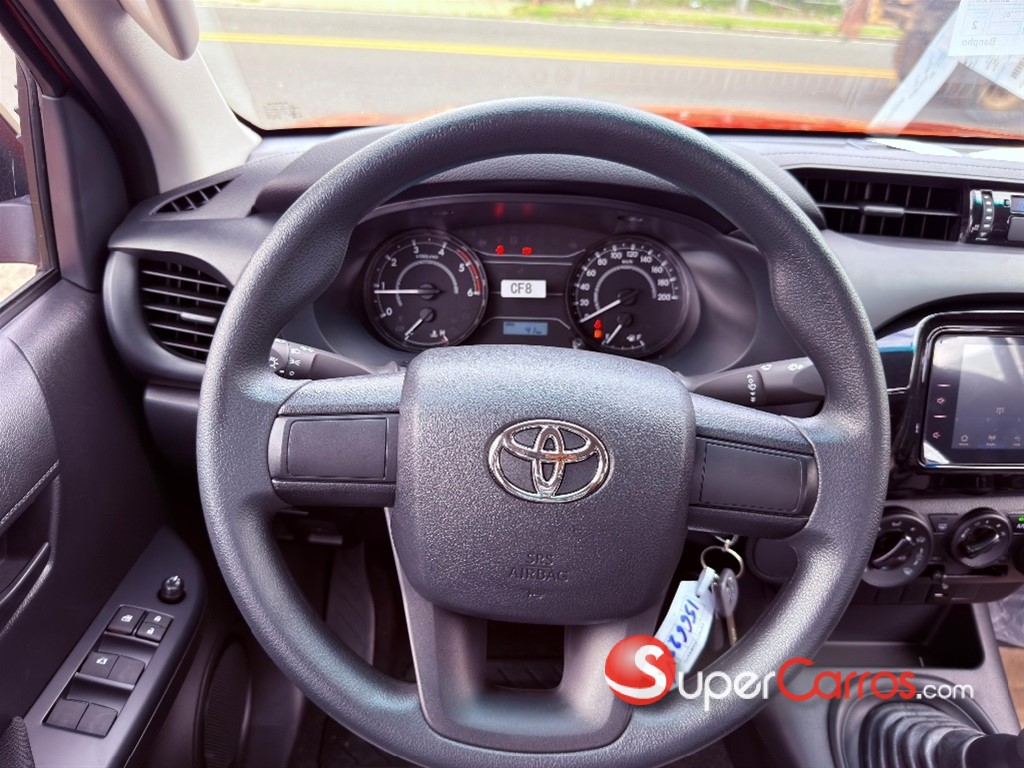 2026 Toyota Hilux — foto 10 / 12