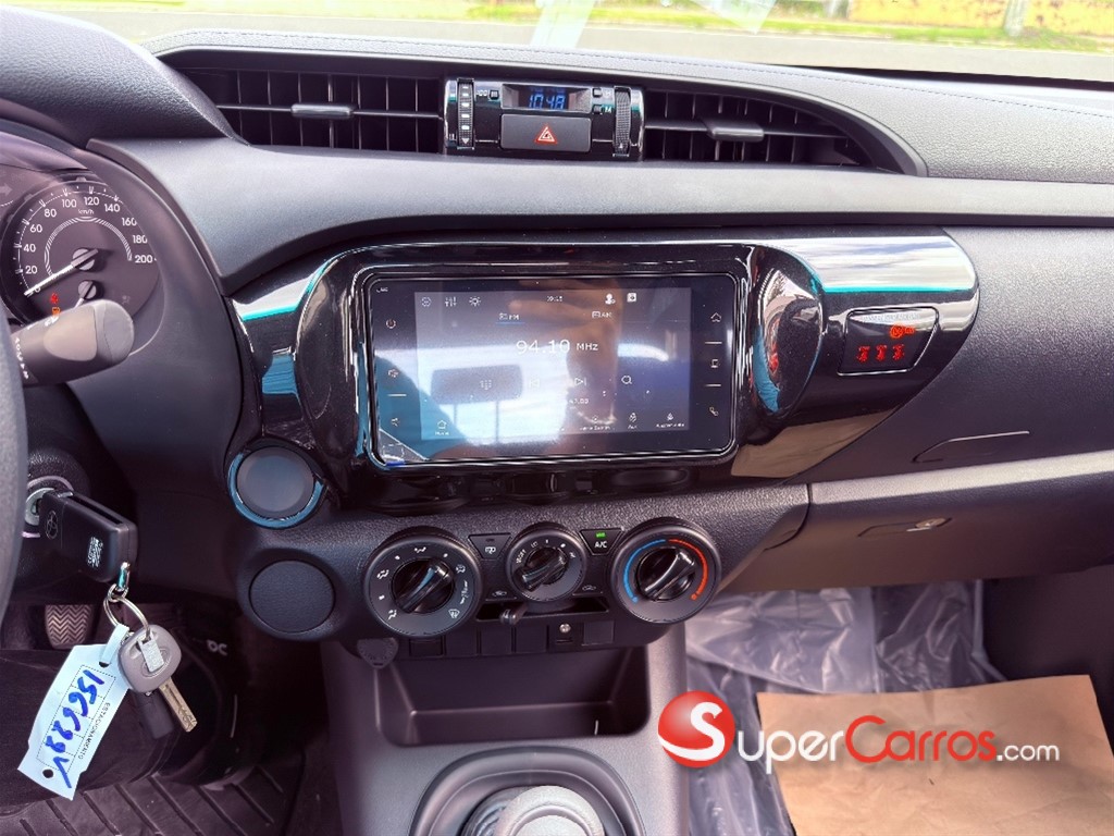 2026 Toyota Hilux — foto 11 / 12