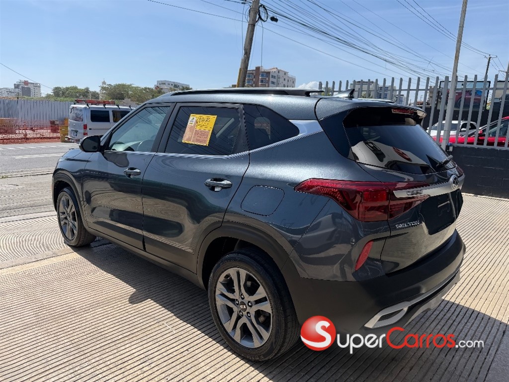 2021 Kia Seltos — foto 6 / 11