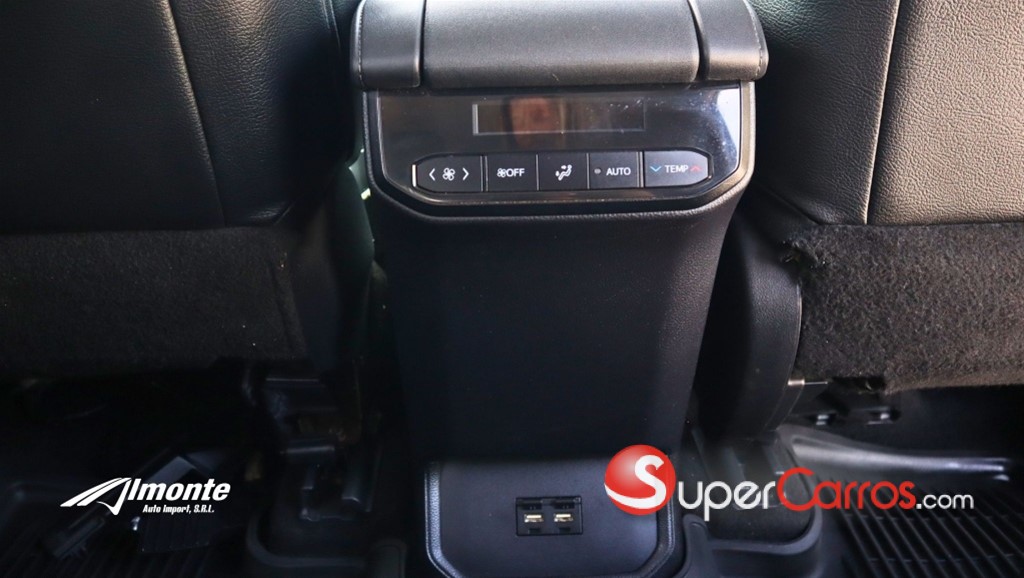 2020 Toyota Highlander — foto 4 / 11