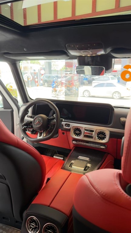 2026 Mercedes-Benz Clase G 63 AMG — foto 9 / 12