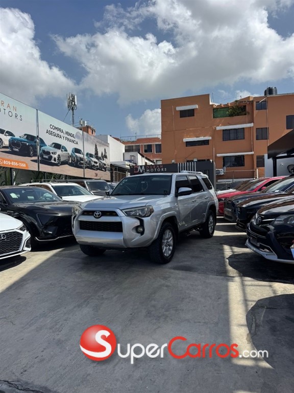 2014 Toyota 4 Runner SR5
