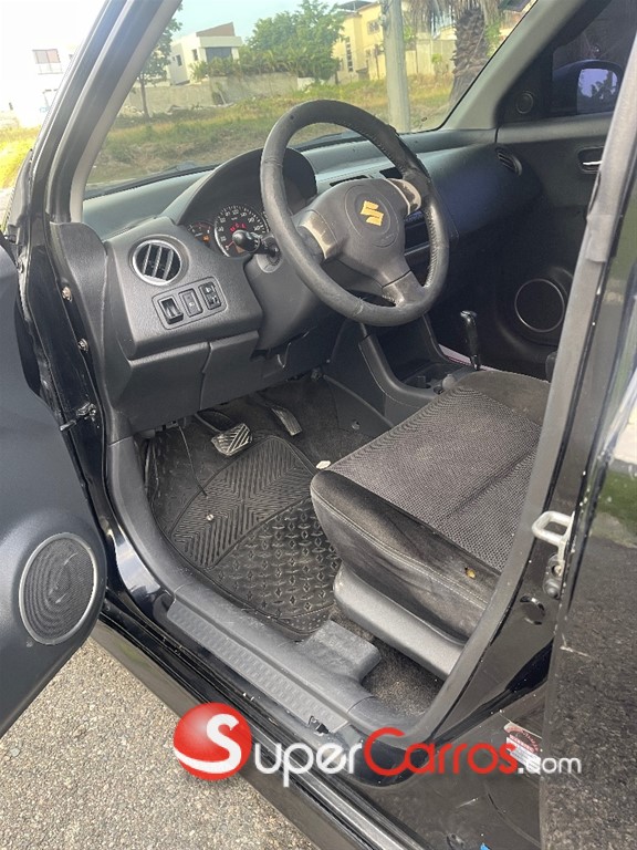 2009 Suzuki Swift — foto 6 / 11