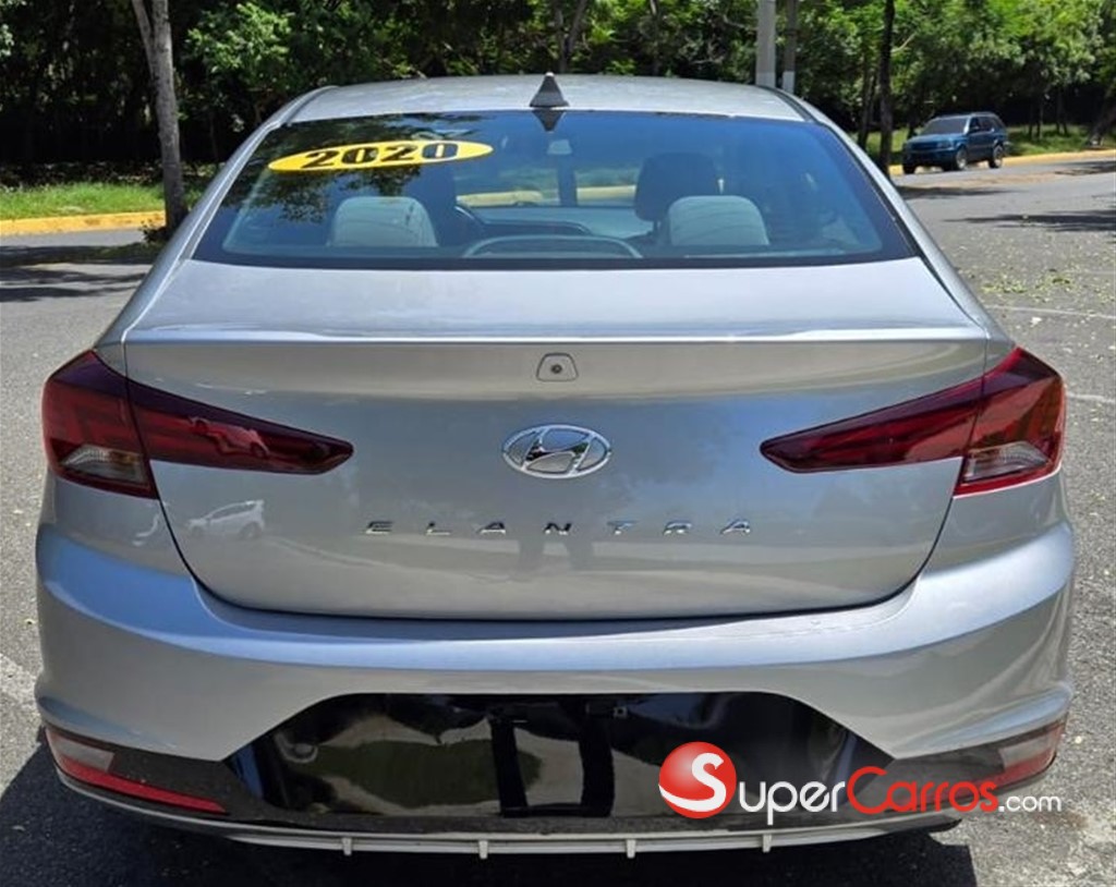 2020 Hyundai Elantra SEL — foto 4 / 12