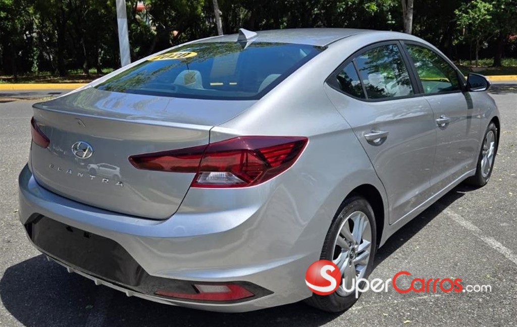 2020 Hyundai Elantra SEL — foto 6 / 12