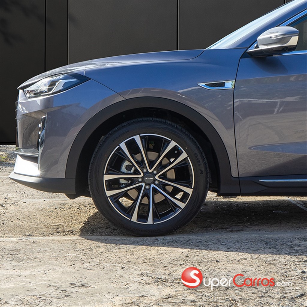 2027 Jetour X70 PLUS — foto 4 / 11