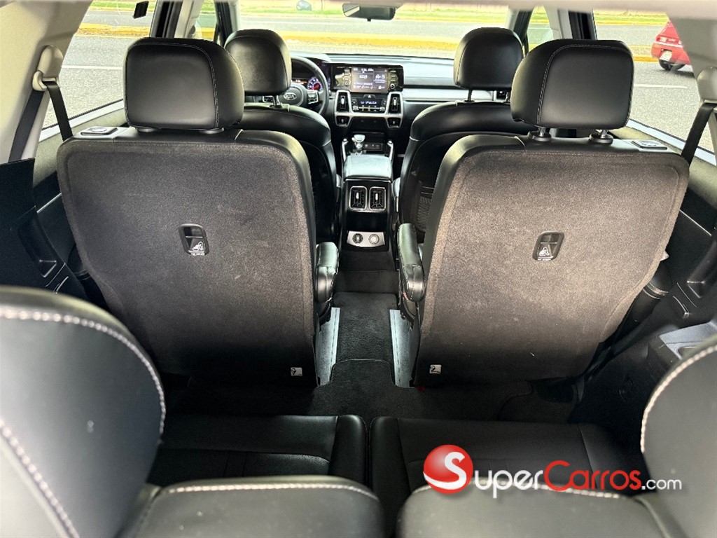 2021 Kia Sorento EX — foto 10 / 12