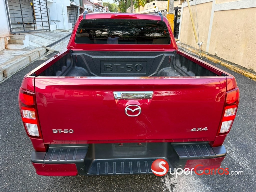 2023 Mazda BT-50 Limited — foto 10 / 12