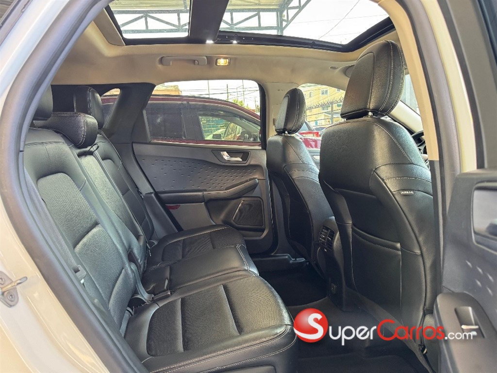 2020 Ford Escape SEL Ecoboost — foto 10 / 11