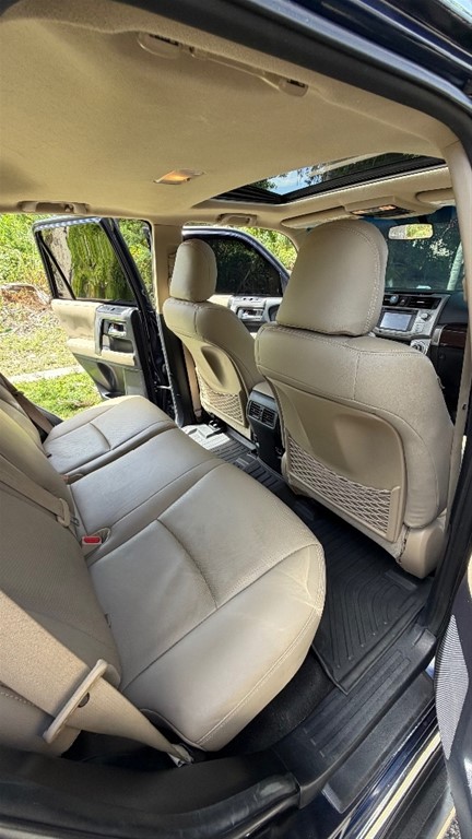 2015 Toyota 4 Runner SR5 Premium — foto 11 / 12