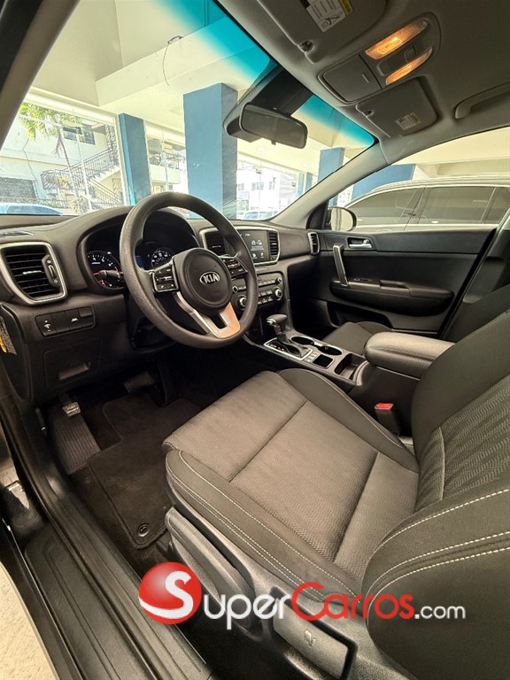 2022 Kia Sportage LX — foto 7 / 12