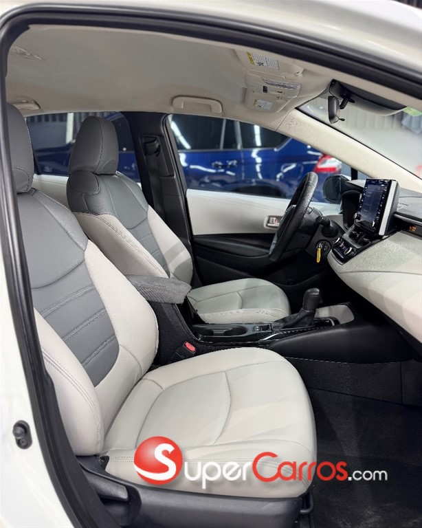 2020 Toyota Corolla LE — foto 6 / 11