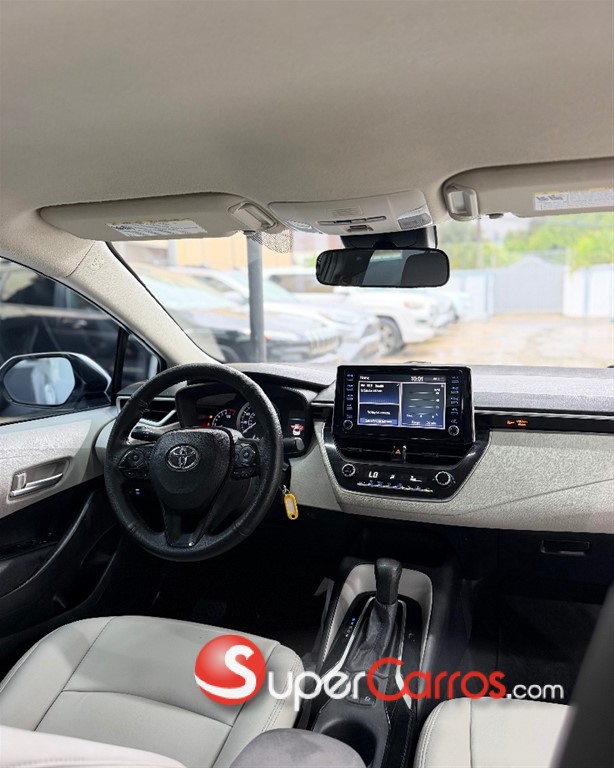 2020 Toyota Corolla LE — foto 8 / 11