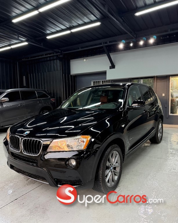 2014 BMW X 3 xDRIVE 28i — foto 3 / 10