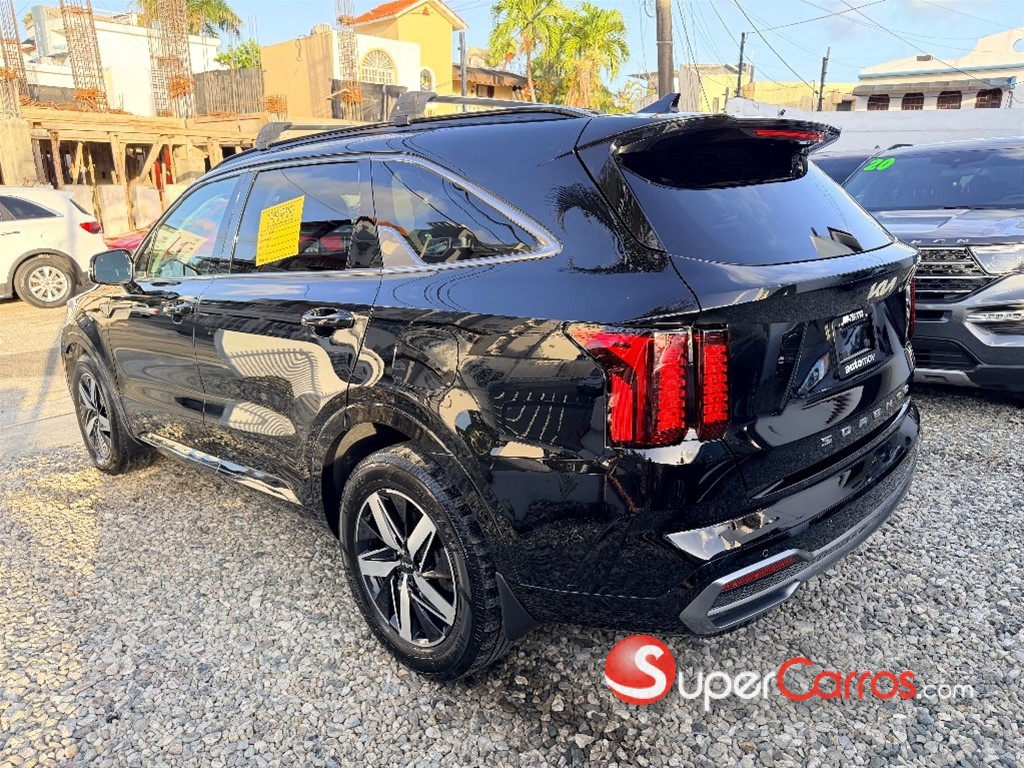 2022 Kia Sorento S — foto 2 / 12
