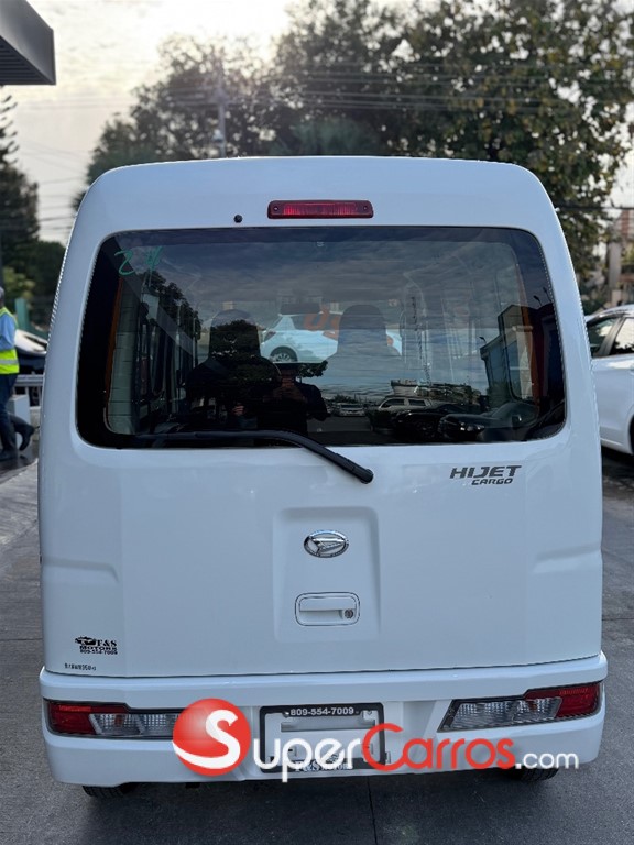 2020 Daihatsu Hijet — foto 5 / 11