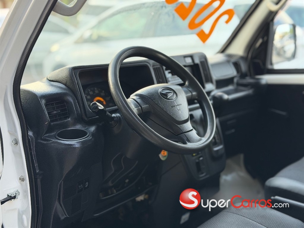 2020 Daihatsu Hijet — foto 9 / 11