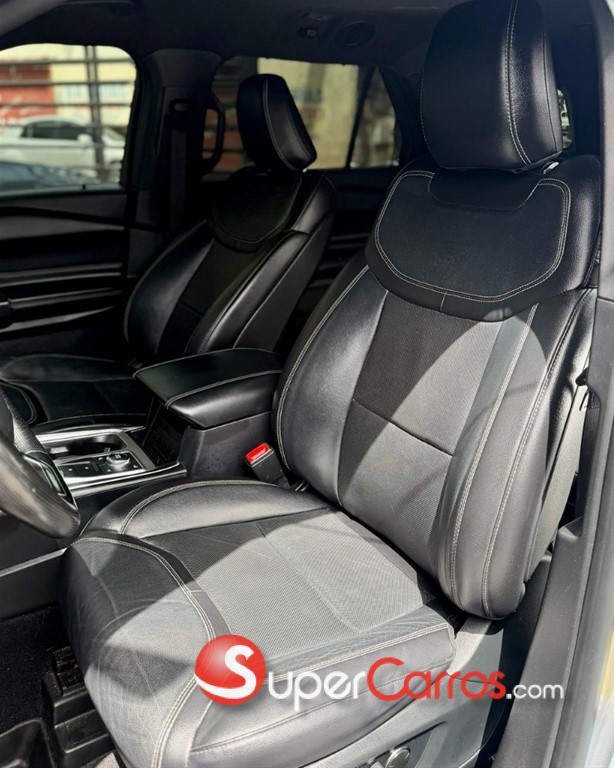 2020 Ford Explorer ST — foto 3 / 11