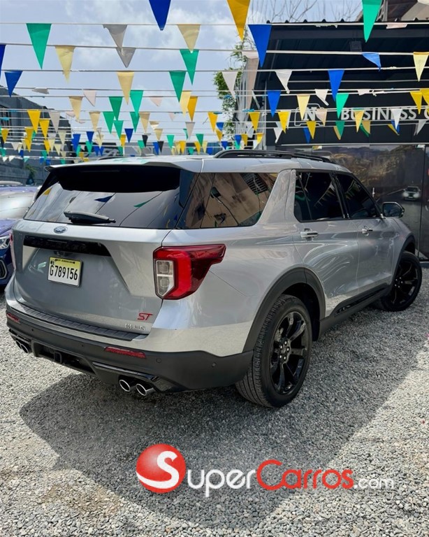 2020 Ford Explorer ST — foto 10 / 11