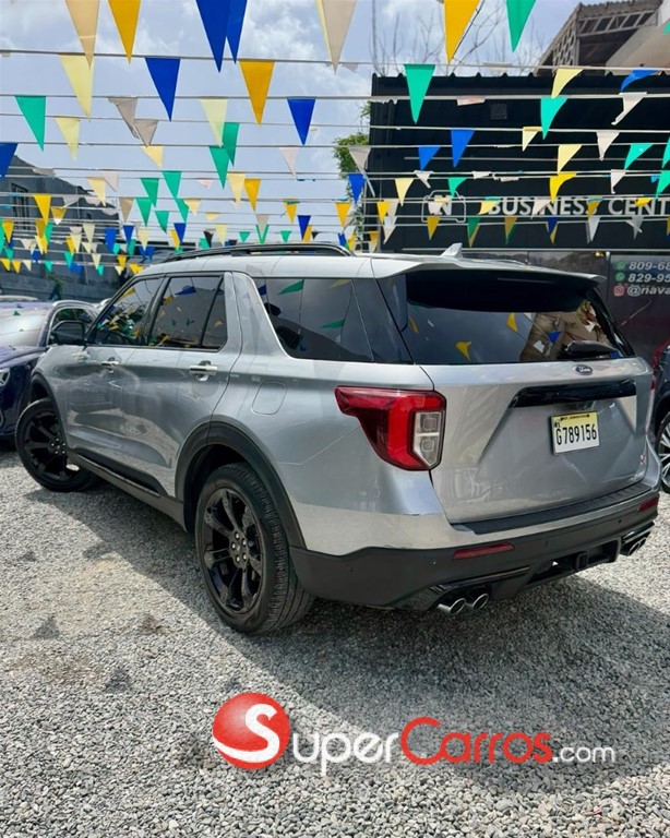 2020 Ford Explorer ST — foto 11 / 11