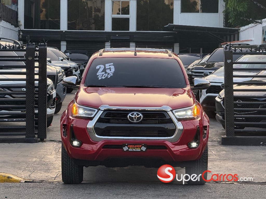2025 Toyota Hilux Limited WT — foto 2 / 12