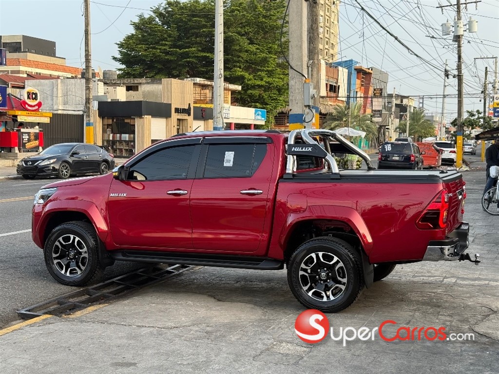 2025 Toyota Hilux Limited WT — foto 3 / 12