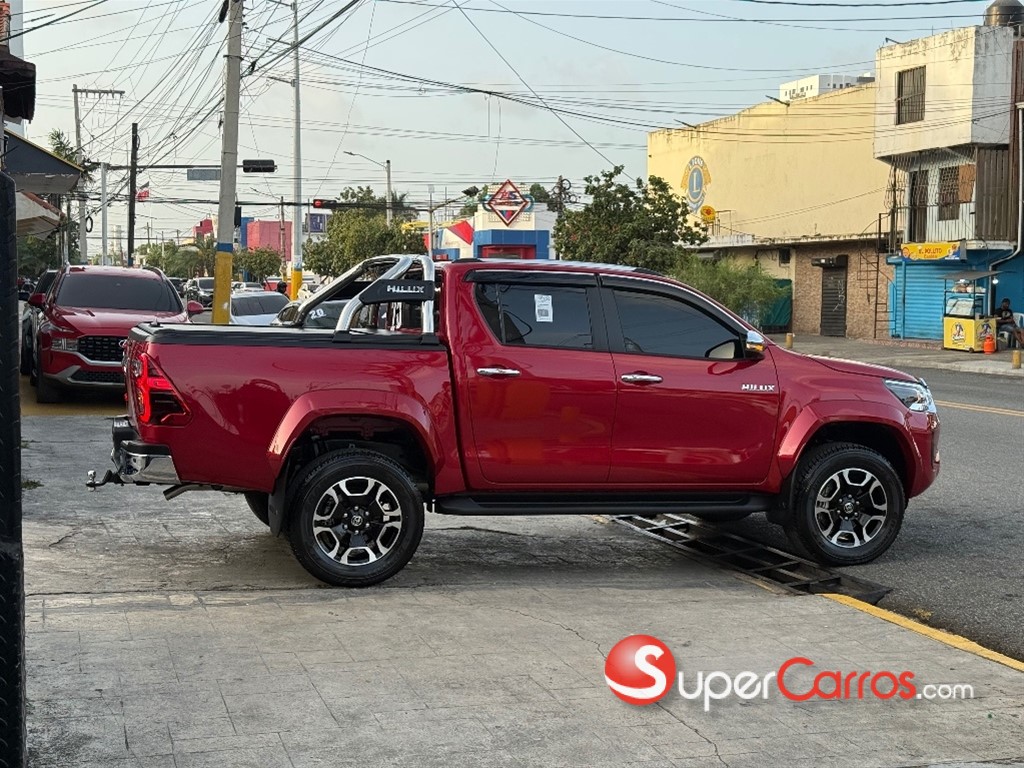 2025 Toyota Hilux Limited WT — foto 12 / 12