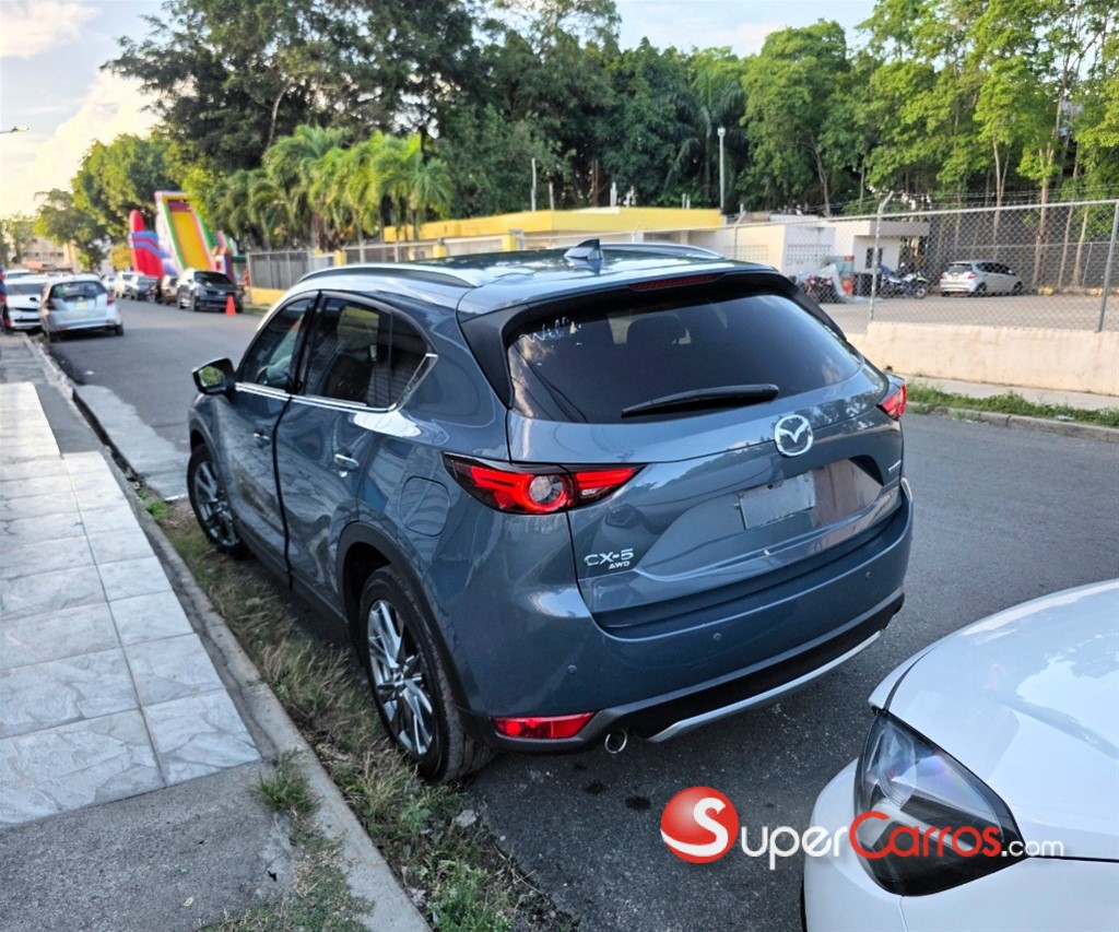 2021 Mazda CX-5 Carbon Edition — foto 8 / 12