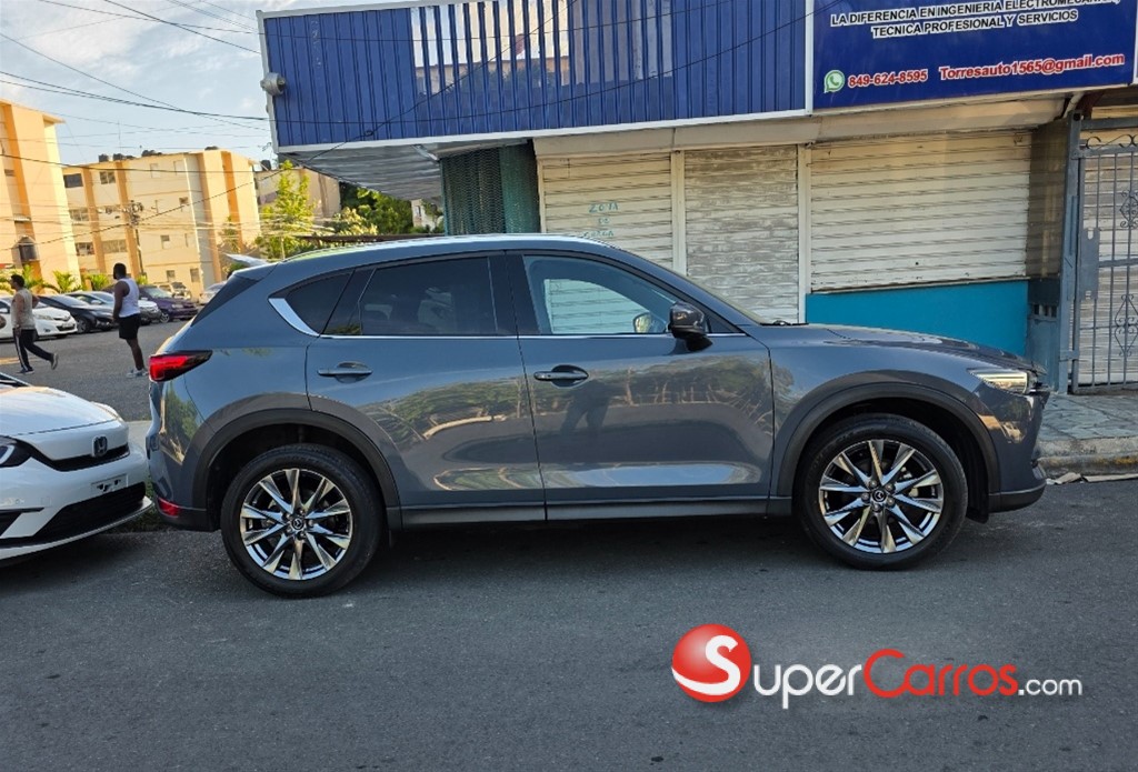 2021 Mazda CX-5 Carbon Edition — foto 12 / 12