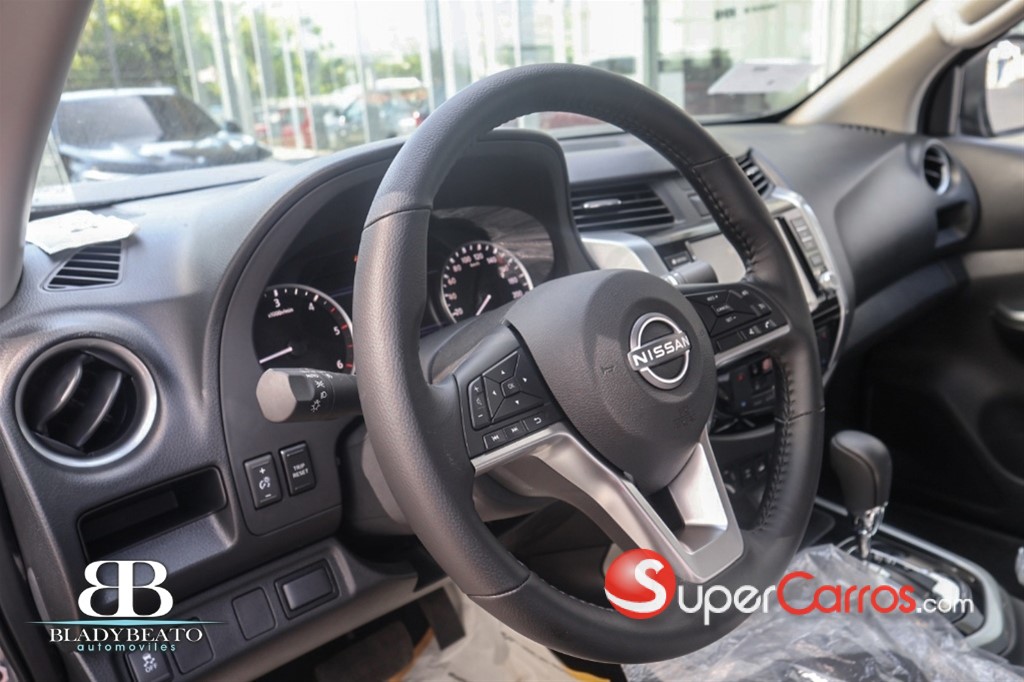 2027 Nissan Frontier LE — foto 3 / 12