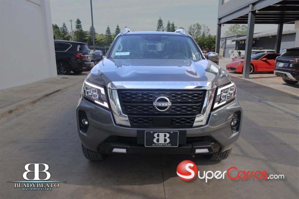 2027 Nissan Frontier LE — foto 7 / 12