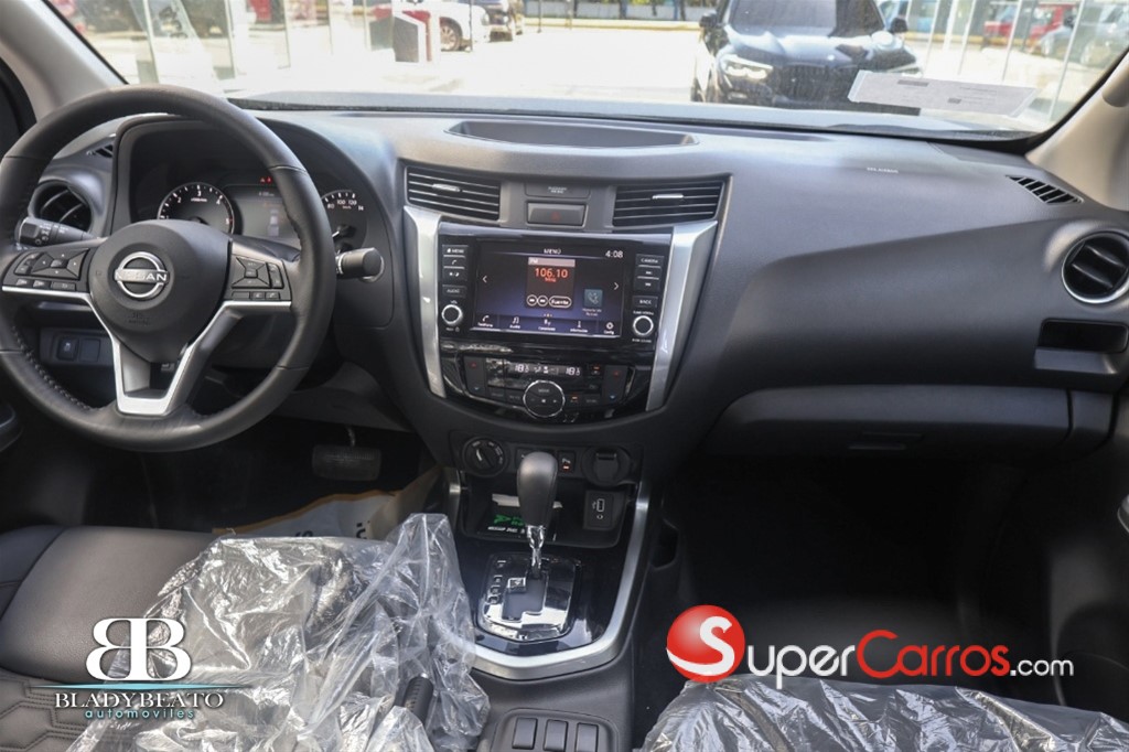 2027 Nissan Frontier LE — foto 8 / 12