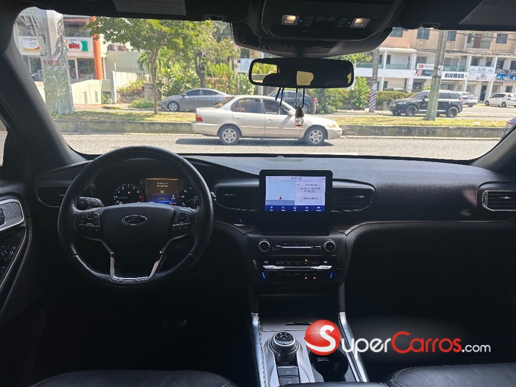 2020 Ford Explorer Limited — foto 4 / 8