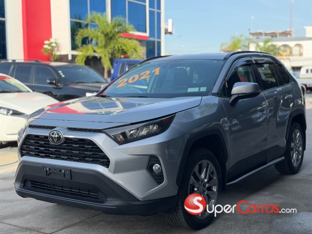 2021 Toyota RAV4 LE — foto 2 / 11