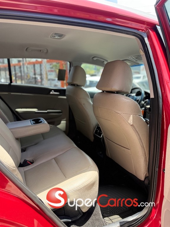 2020 Kia Sportage LX — foto 5 / 8
