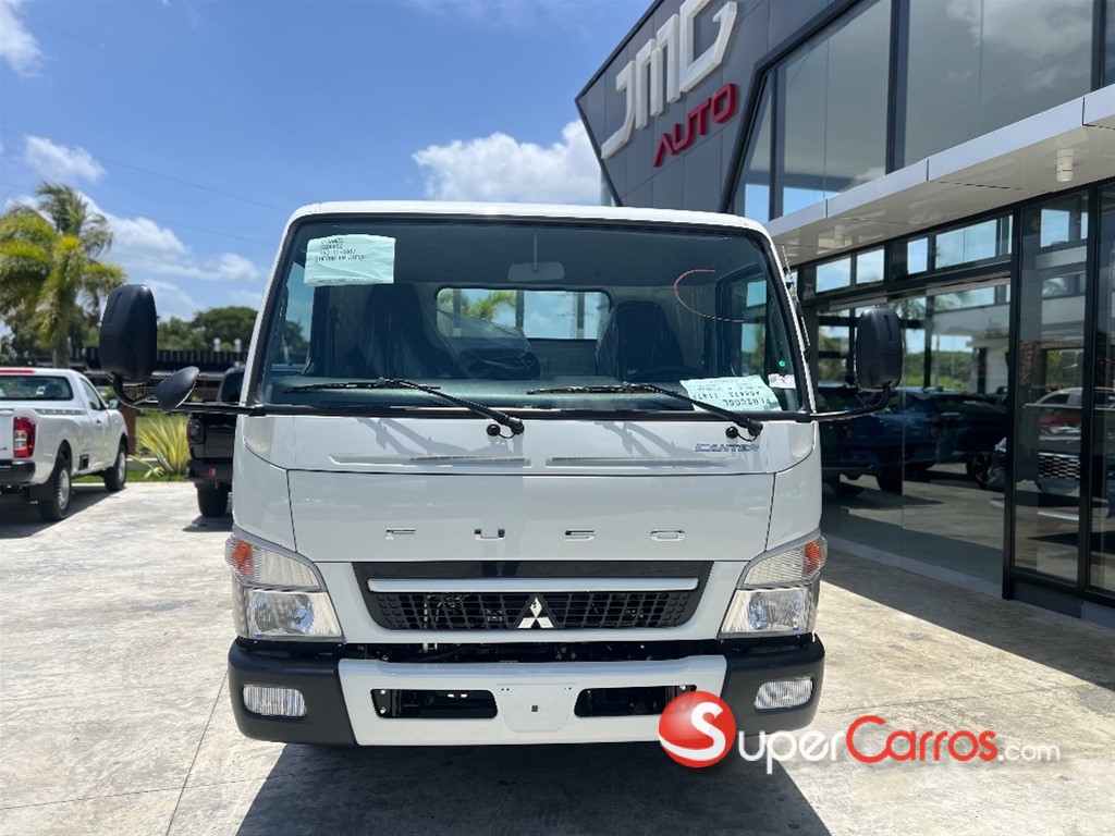 2027 Mitsubishi Motors Canter Cama 12 Pies — foto 2 / 8