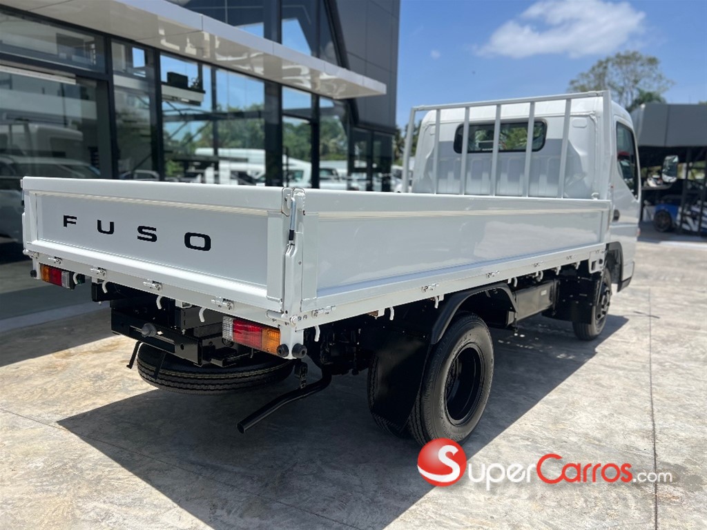 2027 Mitsubishi Motors Canter Cama 12 Pies — foto 6 / 8