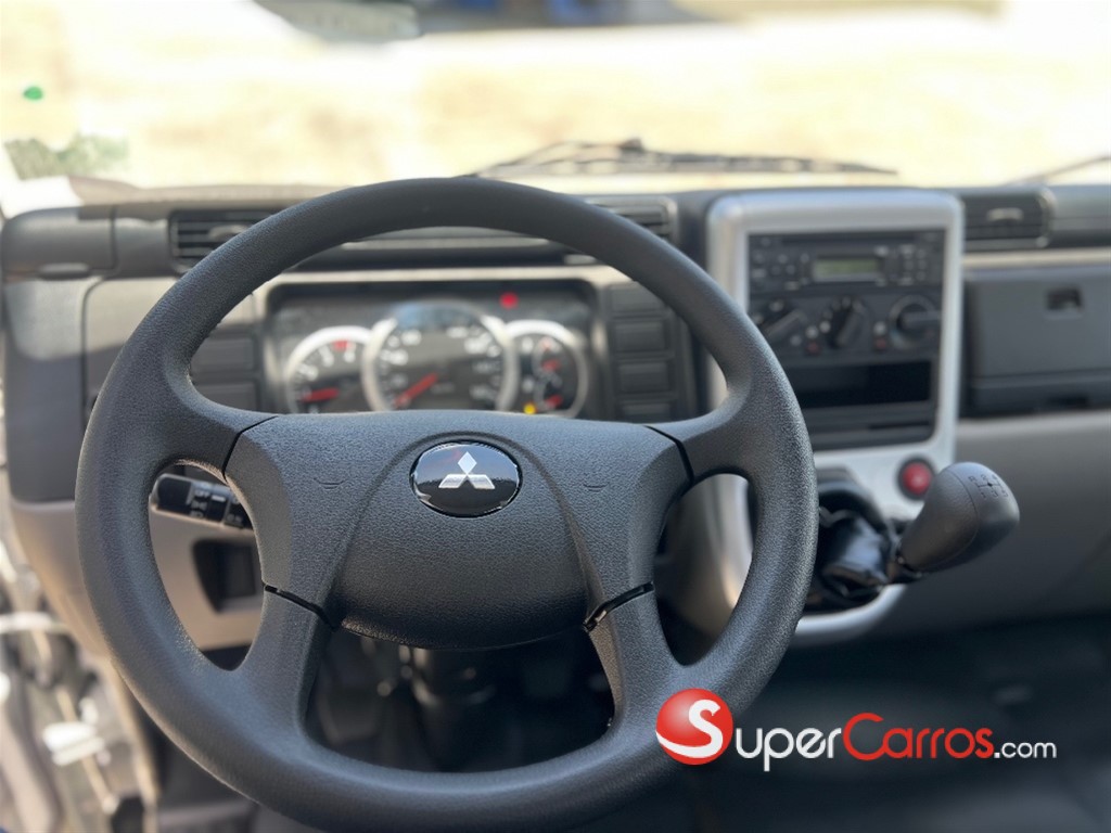 2027 Mitsubishi Motors Canter Cama 12 Pies — foto 8 / 8