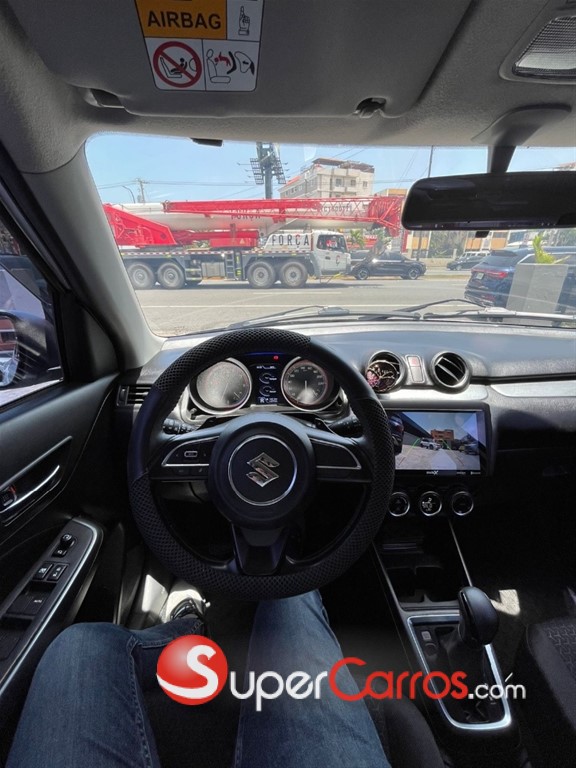2018 Suzuki Swift GLX Hybrid — foto 5 / 10