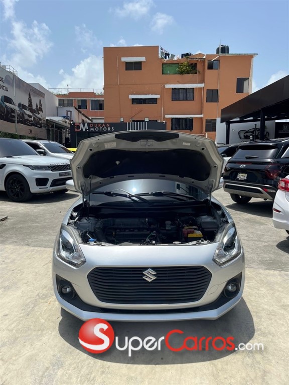 2018 Suzuki Swift GLX Hybrid — foto 7 / 10