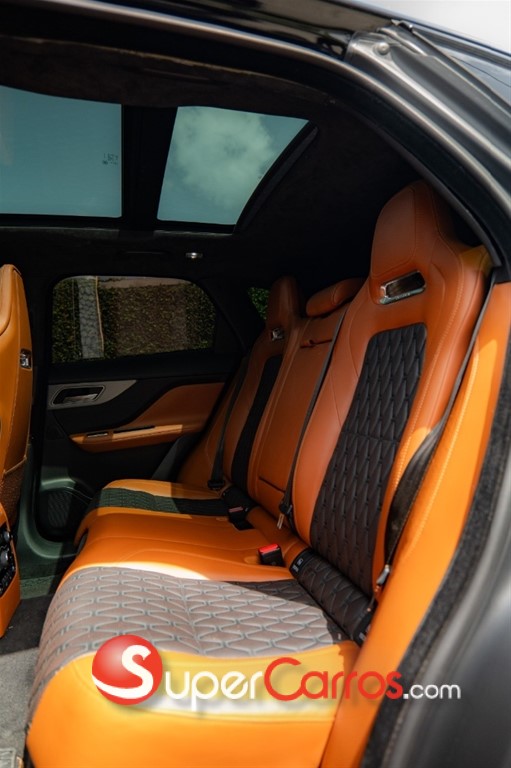 2020 Jaguar F-Pace SVR — foto 5 / 11