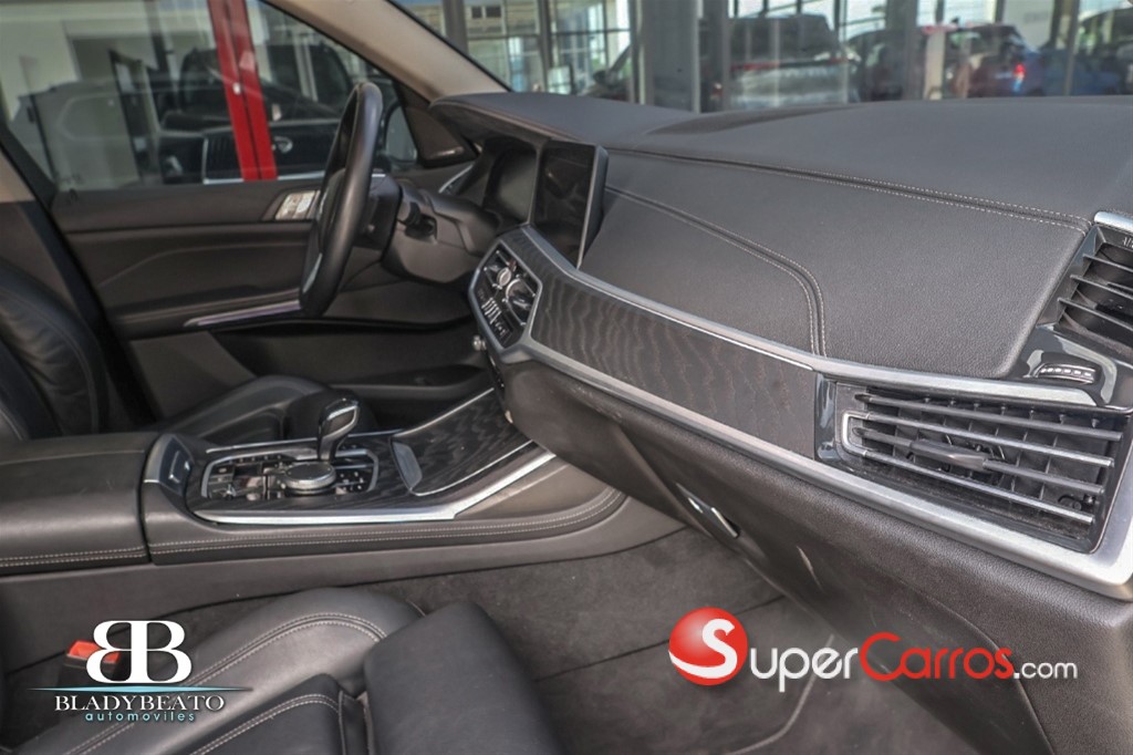 2022 BMW X 7 XDRIVE 40i — foto 5 / 12