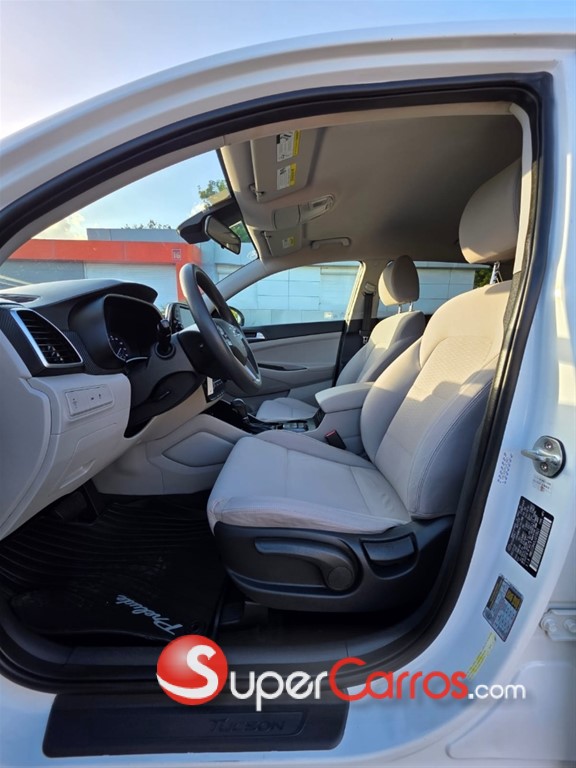 2020 Hyundai Tucson SE — foto 3 / 8