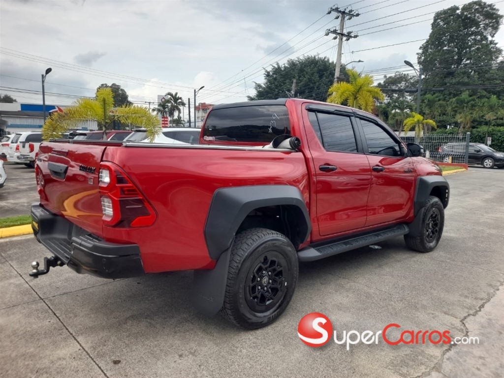 2025 Toyota Hilux GR Sport — foto 10 / 12