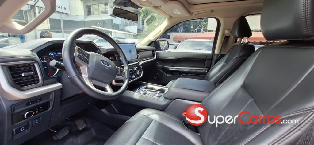 2023 Ford Expedition XLT — foto 5 / 9