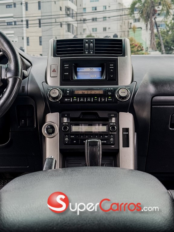 2011 Toyota Land Cruiser Prado VX — foto 6 / 11