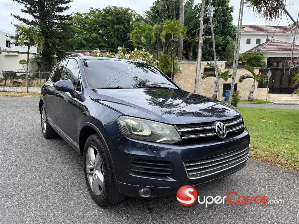2013 Volkswagen Touareg — foto 2 / 10