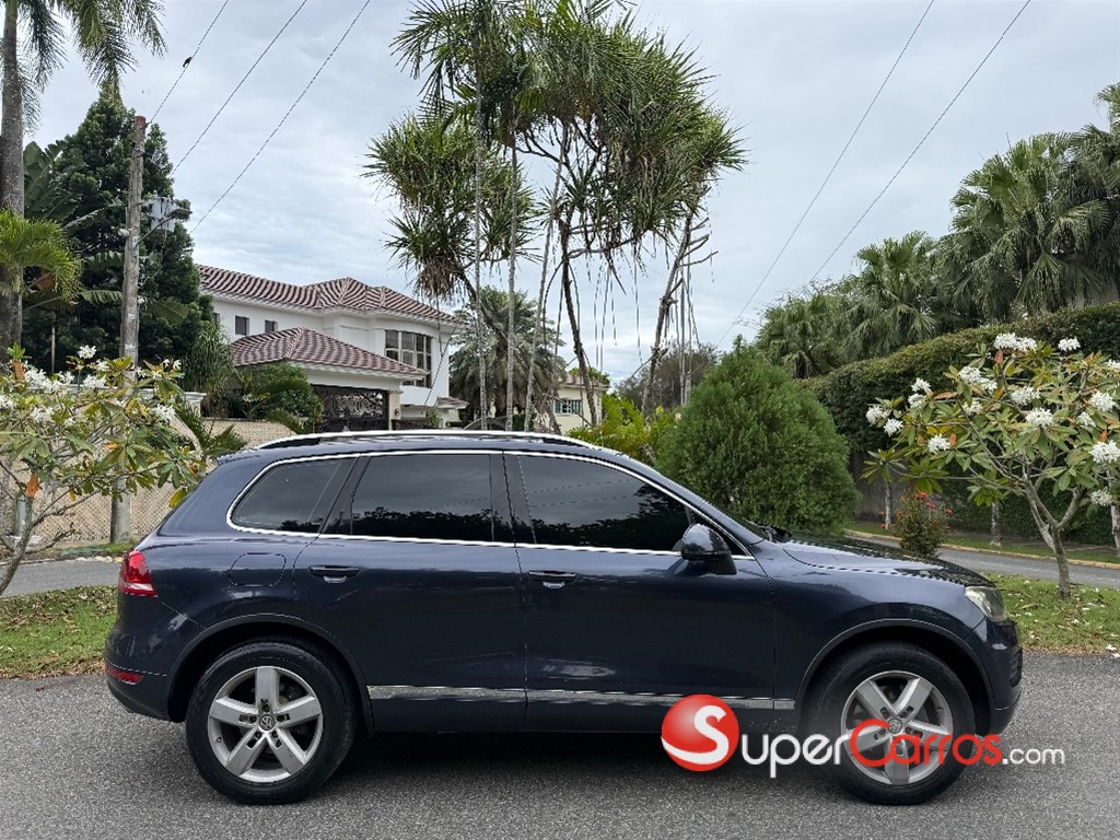 2013 Volkswagen Touareg — foto 3 / 10