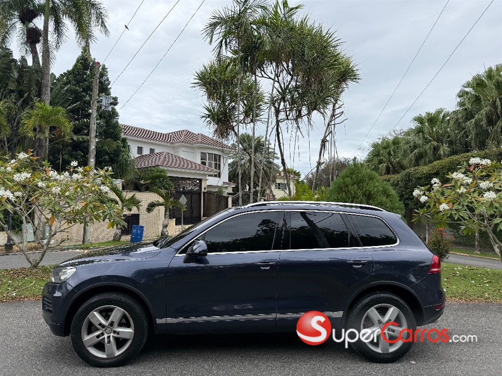 2013 Volkswagen Touareg — foto 5 / 10