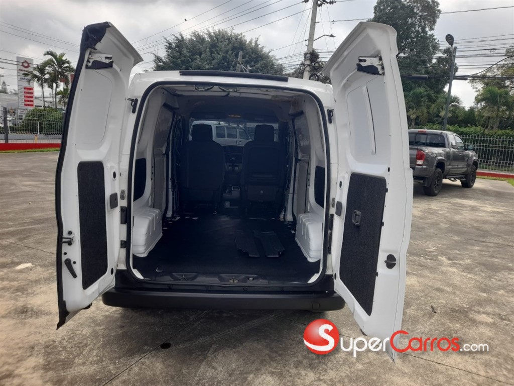 2020 Nissan NV 200 — foto 10 / 12
